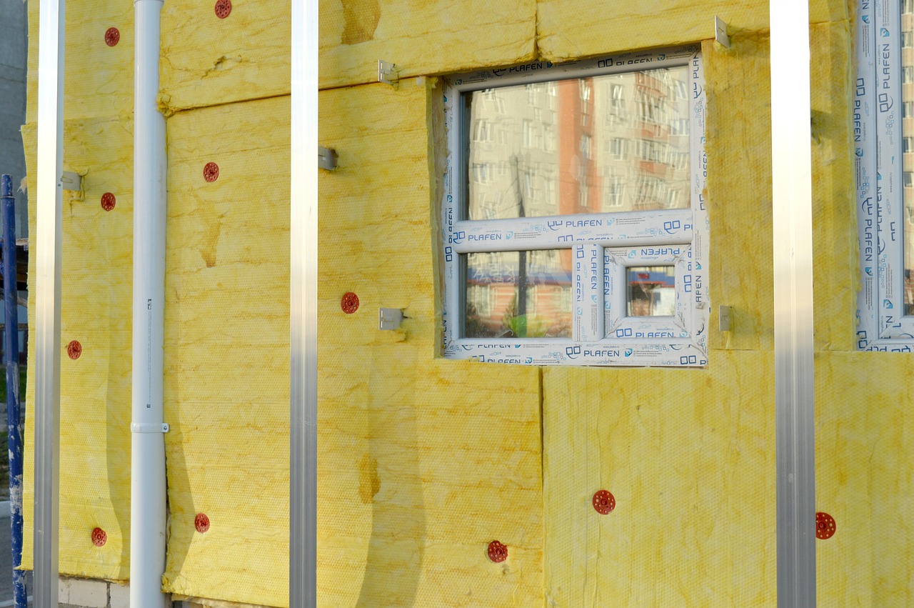 Isolation des combles perdus : quel est le prix en 2025 ?