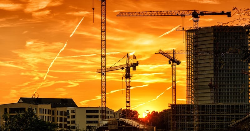 Camion grue : comment choisir le bon modèle pour vos chantiers